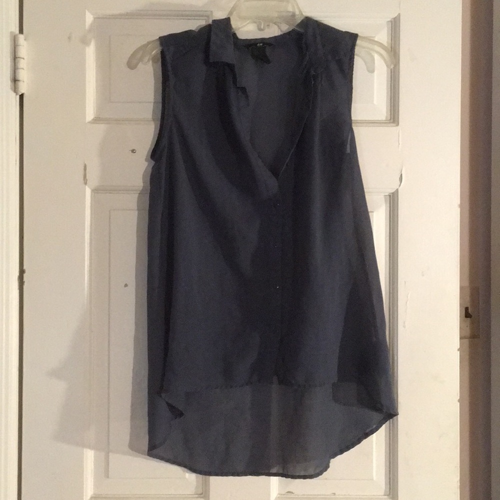 *3 for $15* H&M Sheer Hi-lo Grey Top